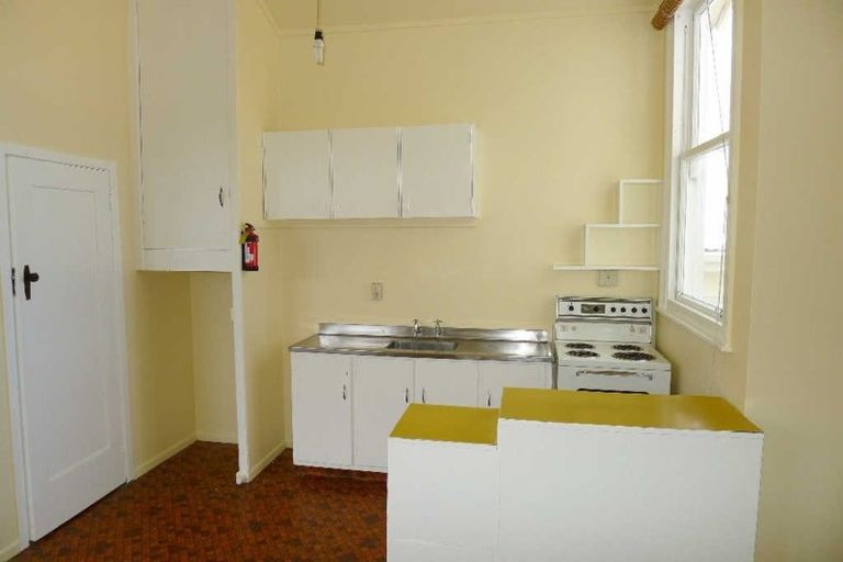 Photo of property in 19 Hiropi Street, Newtown, Wellington, 6021