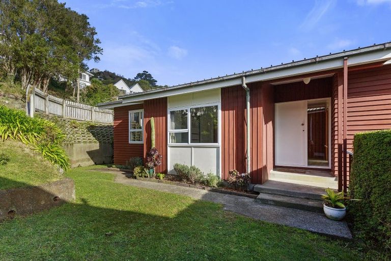 Photo of property in 76 Warwick Street, Wilton, Wellington, 6012
