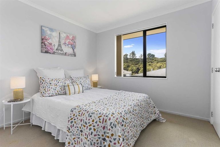 Photo of property in 1 Carol Lee Place, Albany Heights, Auckland, 0632