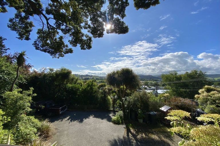 Photo of property in 1 Garnet Street, Gore, 9710