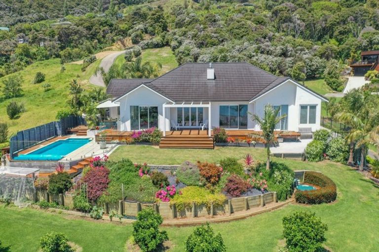 Photo of property in 11 Ngarimu Heights Row, Ngarimu Bay, Thames, 3575