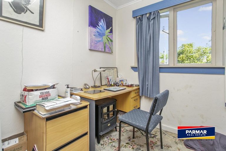 Photo of property in 261 Sturges Road, Henderson, Auckland, 0612