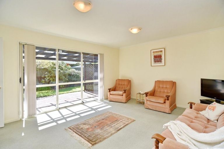 Photo of property in 1/53 Kintyre Drive, Broomfield, Christchurch, 8042