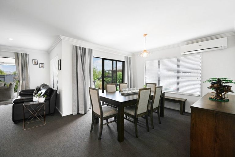 Photo of property in 4 Malbec Place, Rototuna, Hamilton, 3210