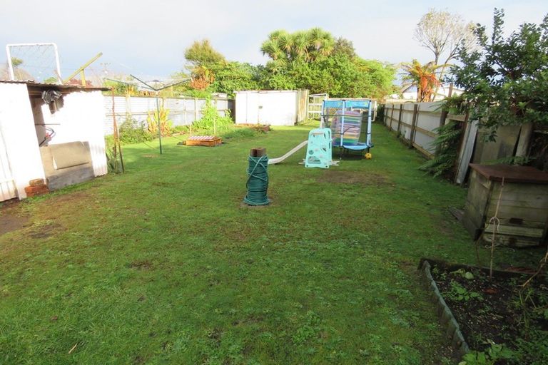 Photo of property in 108 Romilly Street, Westport, 7825