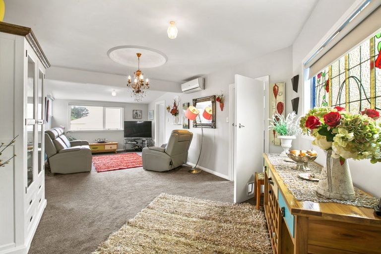 Photo of property in 92/1b South Road, Blagdon, New Plymouth, 4310