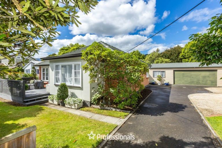 Photo of property in 13 Wood Street, Wallaceville, Upper Hutt, 5018