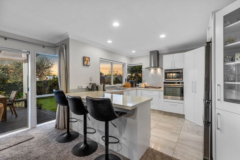 Photo of property in 3 Ridgemount Terrace, Welcome Bay, Tauranga, 3112