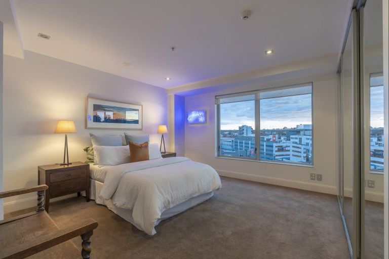 Photo of property in Oakridge Apartments, 703/10 Middleton Road, Remuera, Auckland, 1050