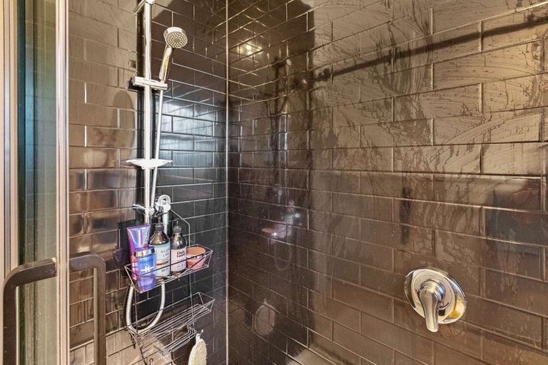 Photo of property in 5 Park Street, Gore, 9710