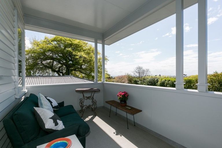 Photo of property in 27 Kopanga Road, Havelock North, 4130