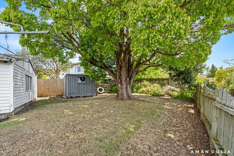 Photo of property in 26 Cron Avenue, Te Atatu South, Auckland, 0610