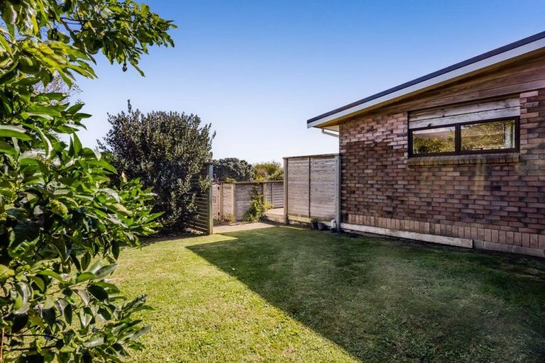 Photo of property in 18 Lantana Avenue, Bell Block, New Plymouth, 4312