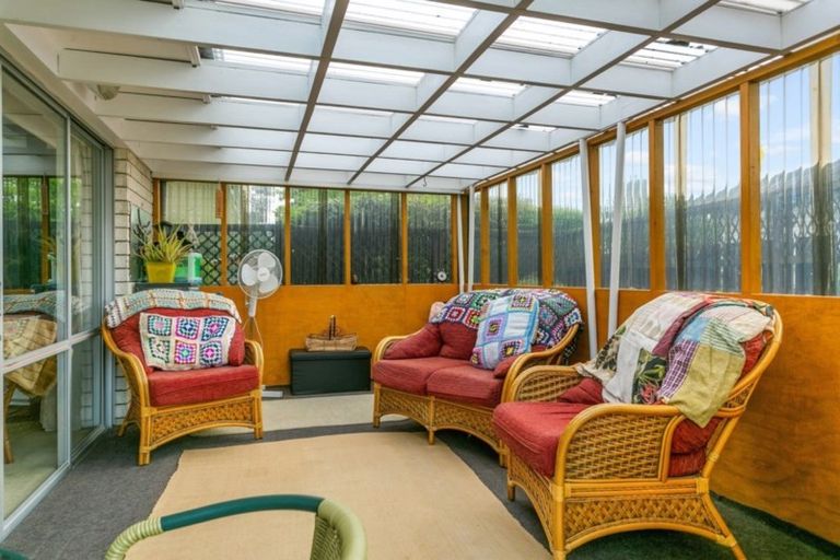 Photo of property in 5 Woodstock Crescent, Leamington, Cambridge, 3432