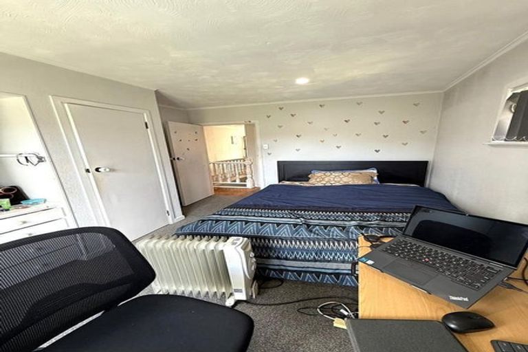 Photo of property in 205 Titirangi Road, Titirangi, Auckland, 0604