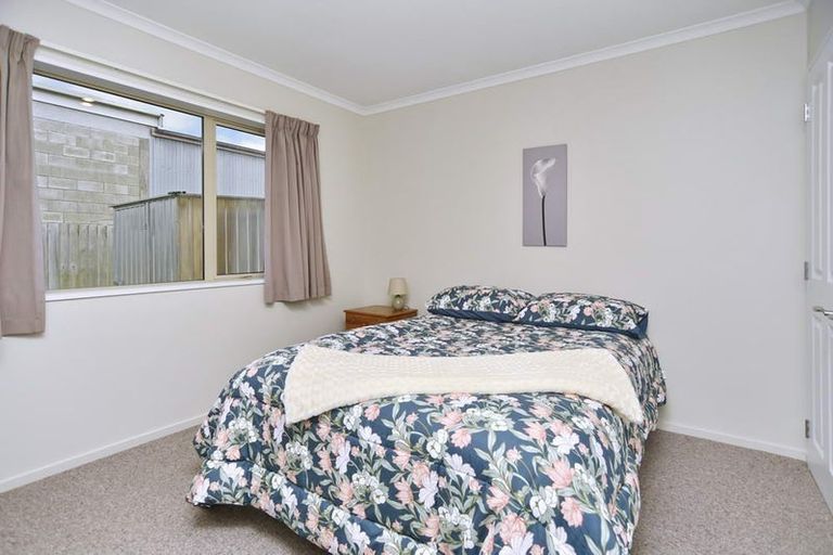 Photo of property in 3 Reeves Road, Rangiora, 7400