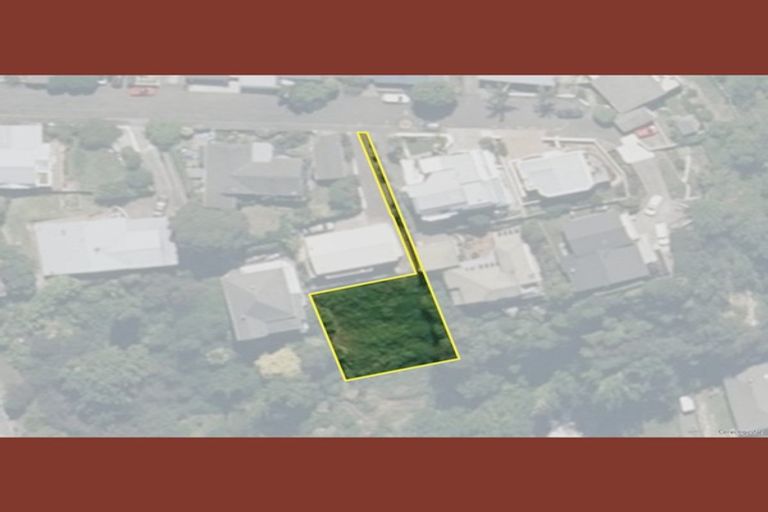 Photo of property in 27a Enfield Road, Hospital Hill, Napier, 4110