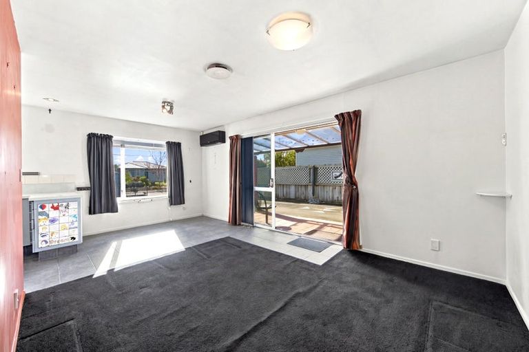 Photo of property in 84a Mackworth Street, Woolston, Christchurch, 8062