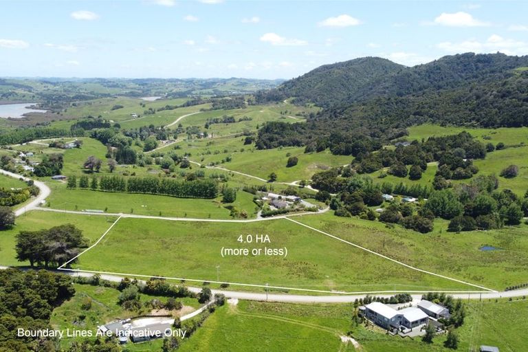 Photo of property in 208 Mountain Road, Maungaturoto, 0587