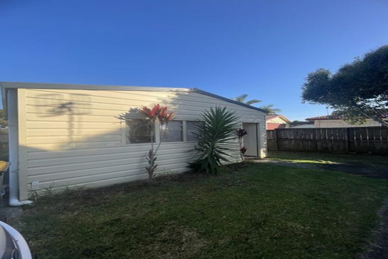 Photo of property in 36 Penion Drive, Flat Bush, Auckland, 2023