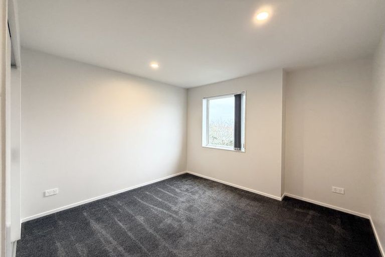 Photo of property in 6 Riroriro Close, Papakura, 2110