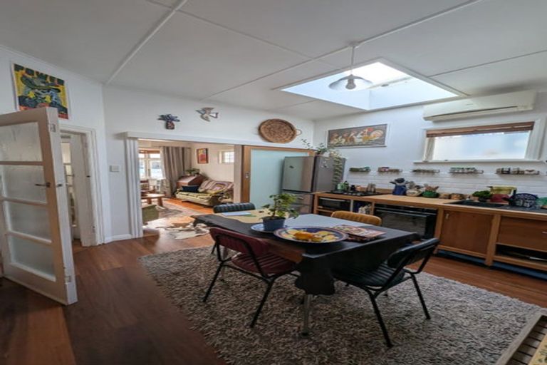 Photo of property in 24 Baden Road, Hataitai, Wellington, 6021
