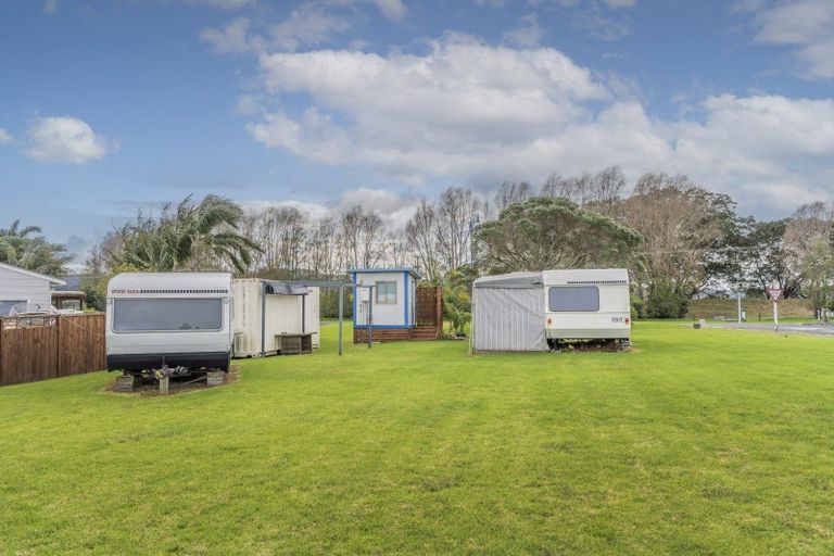 Photo of property in 1 Hei Esplanade, Whitianga, 3510