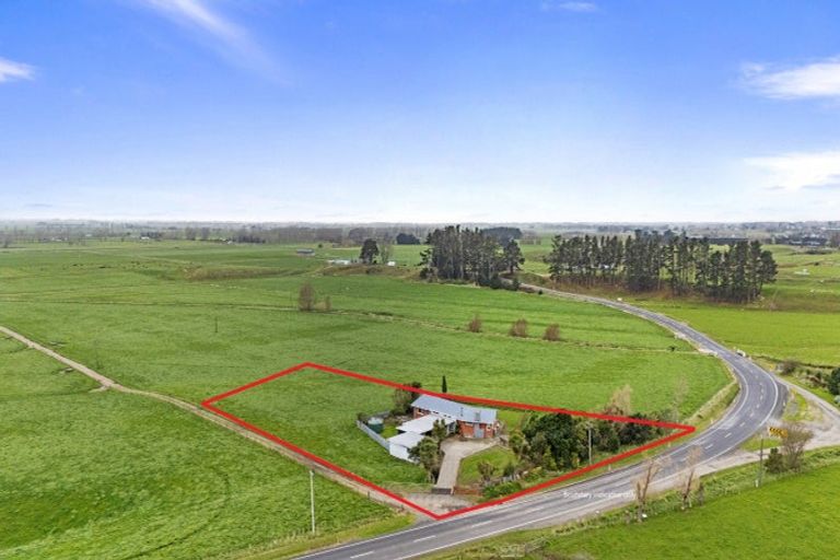 Photo of property in 425 Makerua Road, Tokomaru, 4474