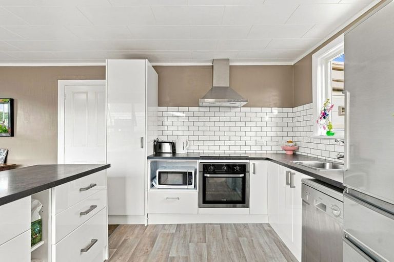 Photo of property in 140 Victoria Road, Saint Kilda, Dunedin, 9012