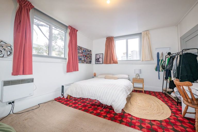 Photo of property in 2 View Street, Dunedin Central, Dunedin, 9016