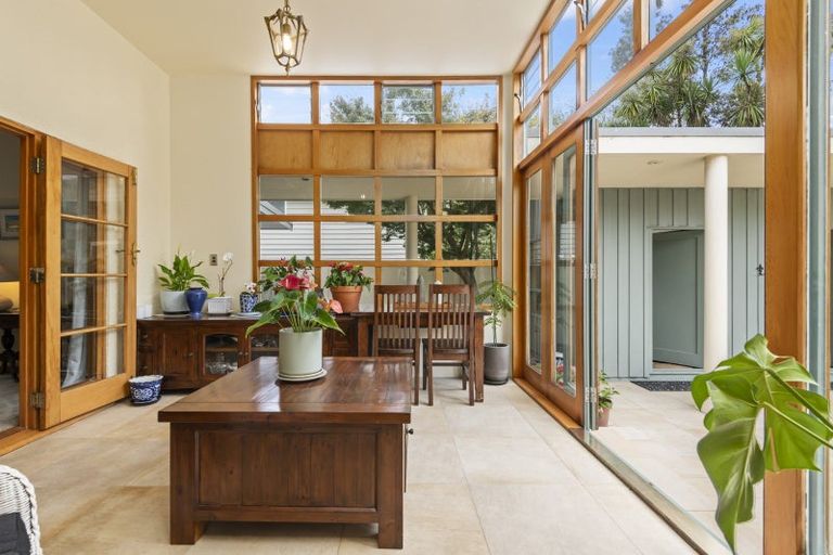 Photo of property in 71 Jickell Street, Hokowhitu, Palmerston North, 4410