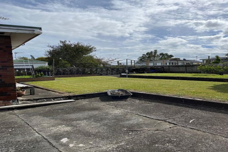 Photo of property in 22 Ellen Street, Manurewa East, Auckland, 2102