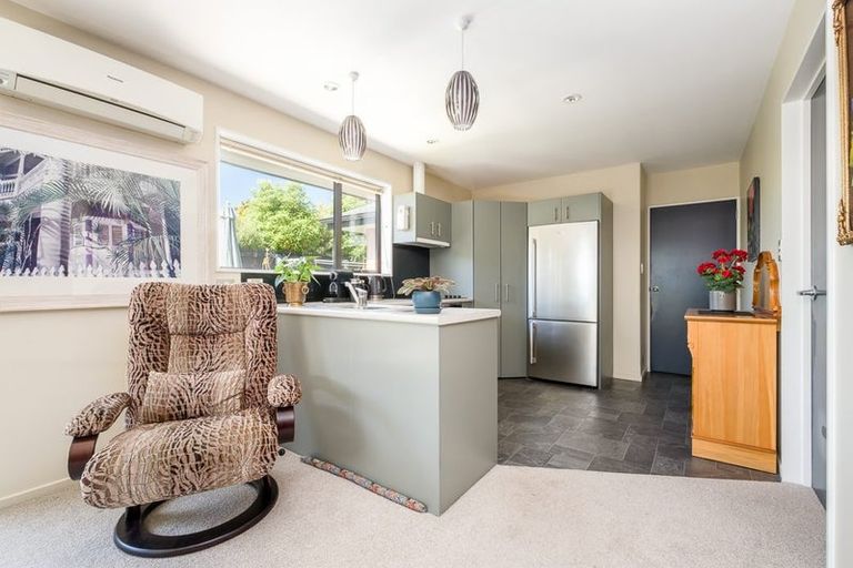 Photo of property in 9 Clinton Lane, Woolston, Christchurch, 8062