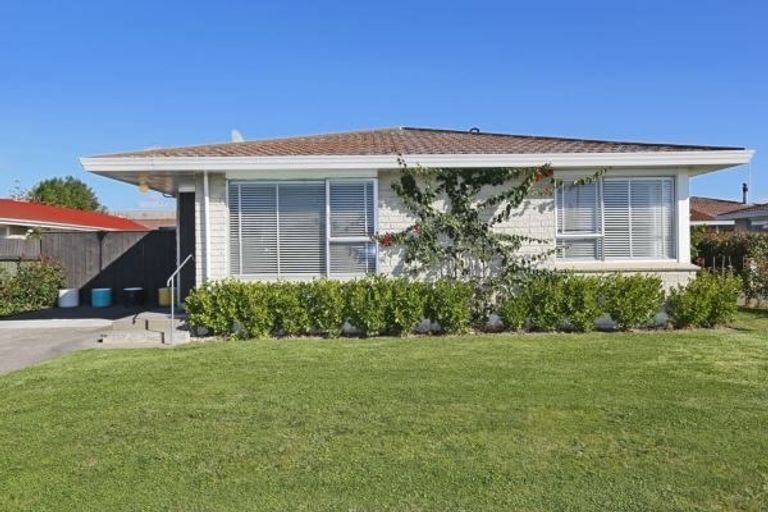 Photo of property in 1/410 Avenue Road West, Hastings, 4122