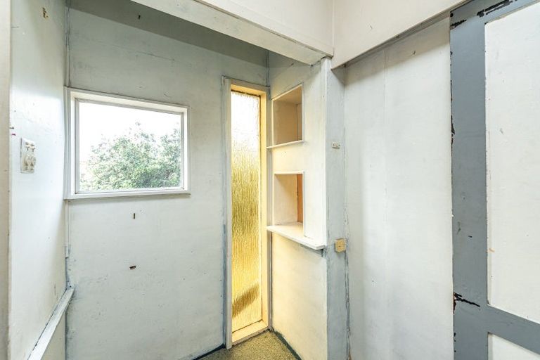 Photo of property in 65 Swiss Avenue, Gonville, Whanganui, 4501