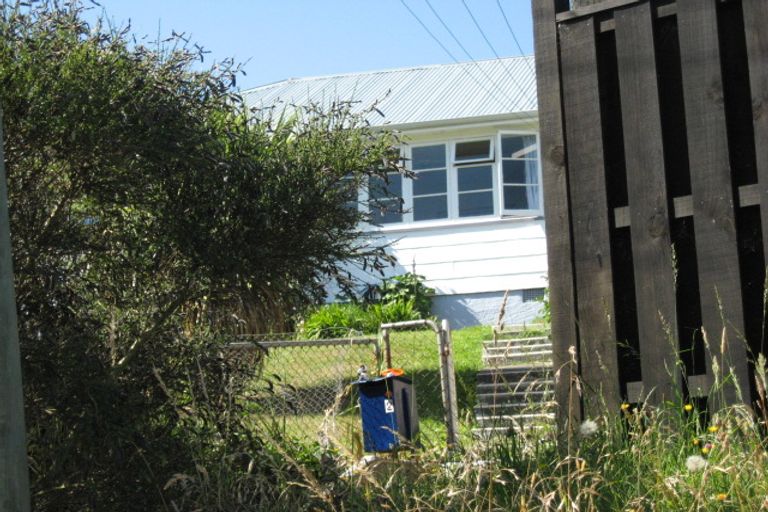 Photo of property in 2 Upham Terrace, Lyttelton, 8082