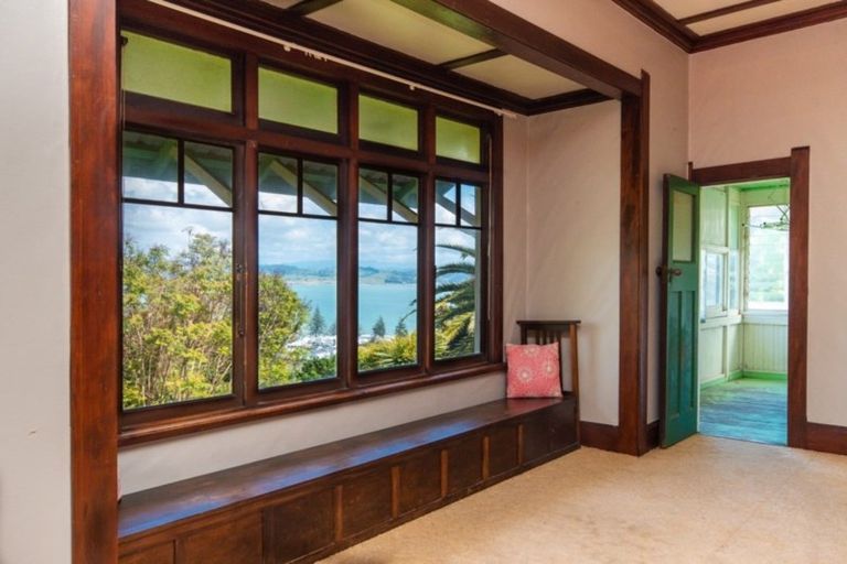 Photo of property in 20 Roslyn Road, Bluff Hill, Napier, 4110