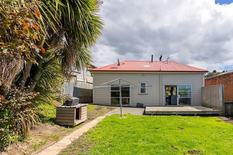 Photo of property in 5 Cole Street, Caversham, Dunedin, 9012