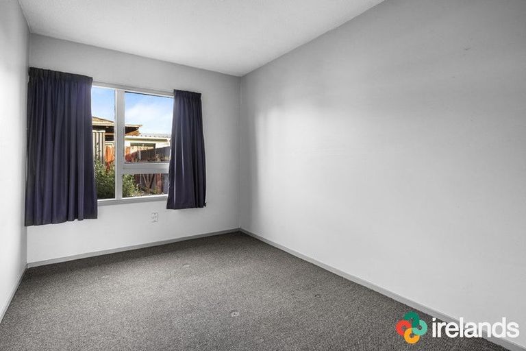 Photo of property in 2/25 Johns Road, Belfast, Christchurch, 8051