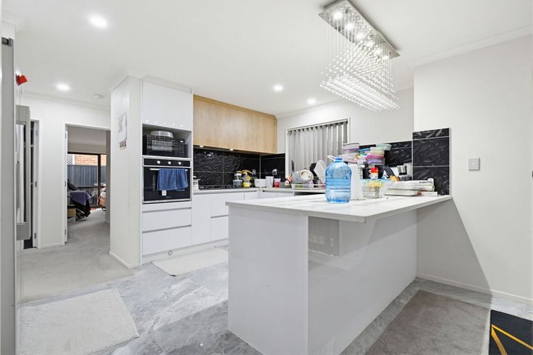 Photo of property in 56a Cambridge Terrace, Papatoetoe, Auckland, 2025