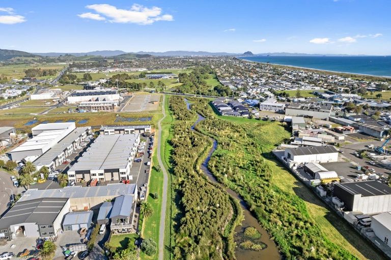 Photo of property in 32 Ashley Place, Papamoa Beach, Papamoa, 3118