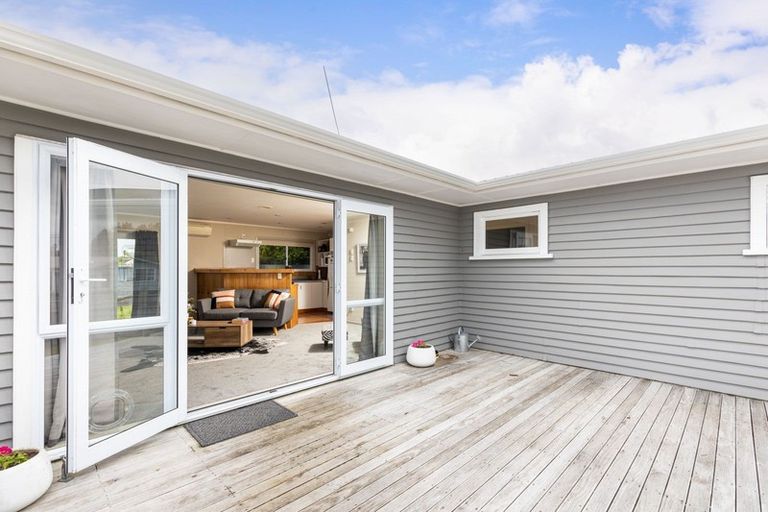 Photo of property in 327 Frankley Road, Ferndale, New Plymouth, 4310