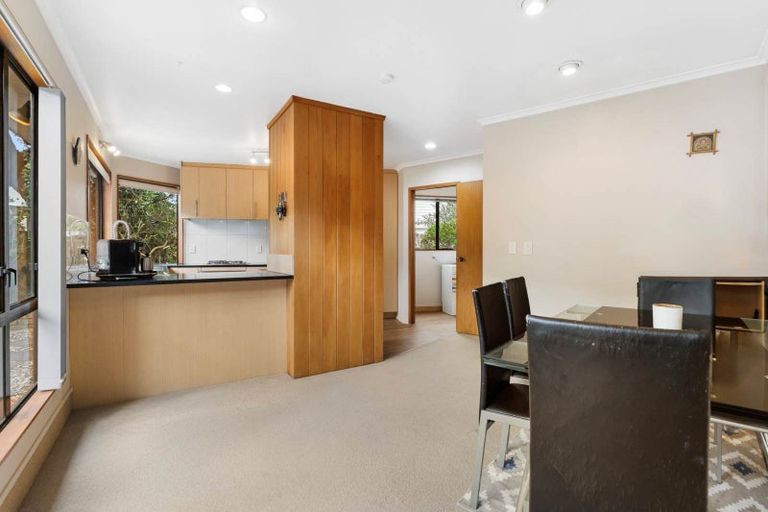 Photo of property in 1/5 Gulf Crest, Bucklands Beach, Auckland, 2012