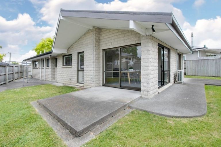 Photo of property in 25 Avenue Road, Greenmeadows, Napier, 4112
