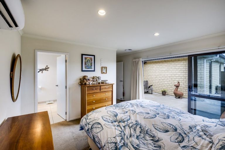 Photo of property in 3 Waitaha Place, Clive, 4102