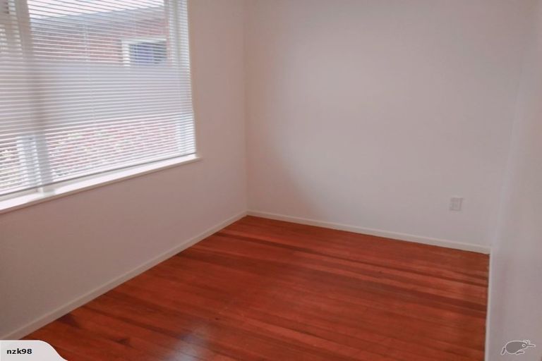 Photo of property in 3 Armagh Street, Levin, 5510