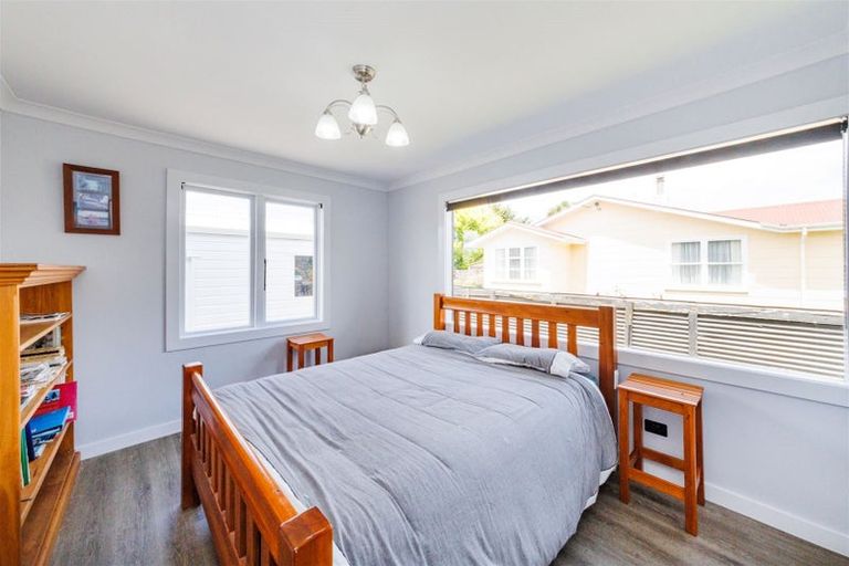 Photo of property in 6 Collins Crescent, Feilding, 4702