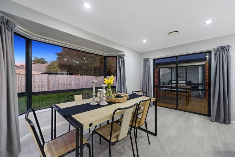 Photo of property in 40a Cairns Crescent, Rototuna, Hamilton, 3210