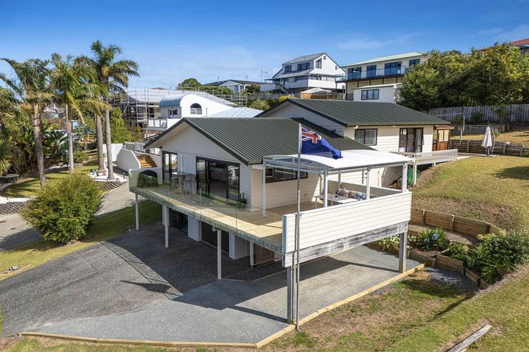 Photo of property in 39 Merehai Place, Snells Beach, 0920