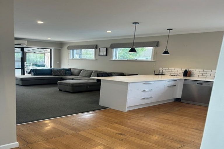 Photo of property in 4 Karo Place, Ilam, Christchurch, 8041